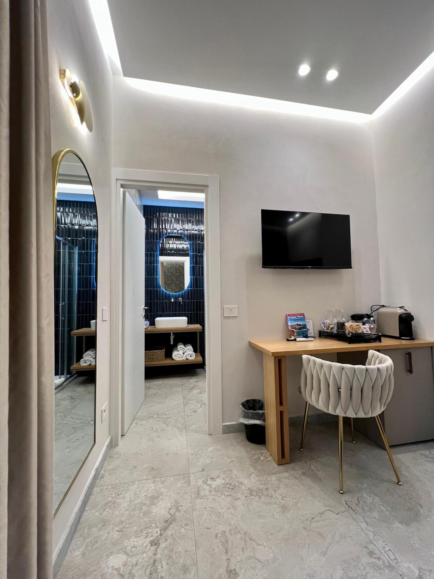 Elegant Rooms La Spezia Extérieur photo